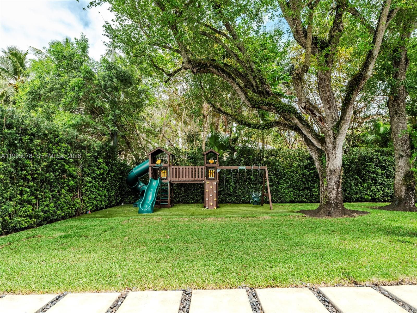 8525 SW 54th Ct, Miami FL 33143 — 4