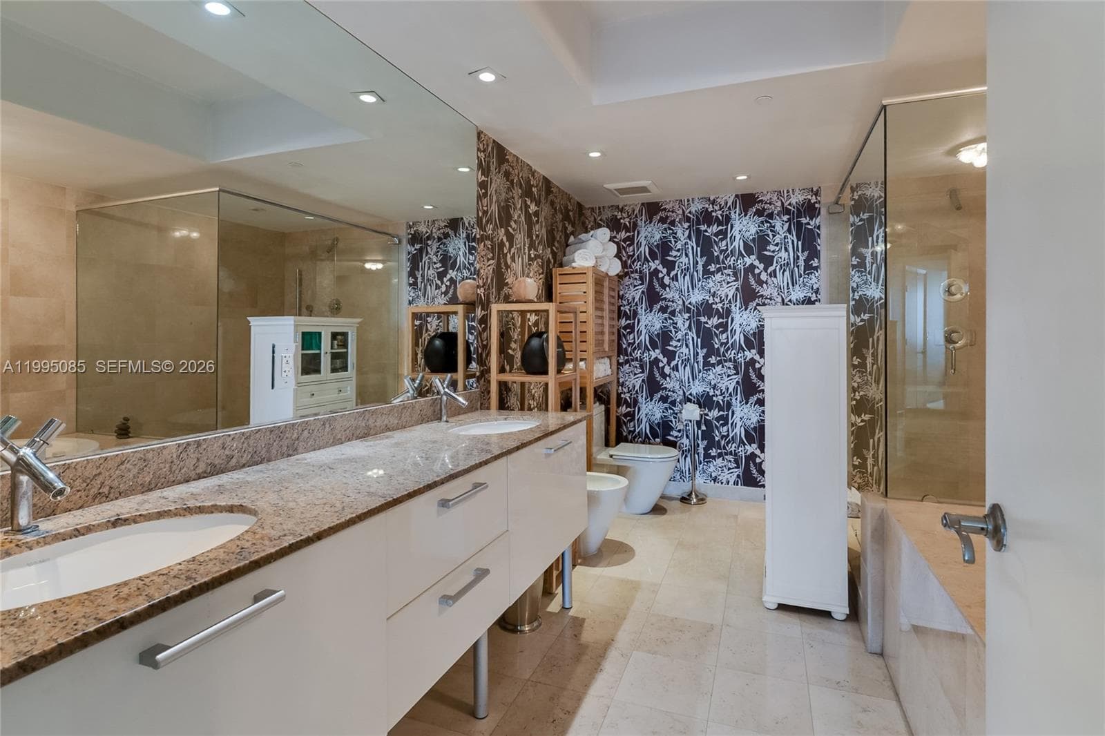17201 Collins Ave # 2804, Sunny Isles Beach FL 33160 — 14