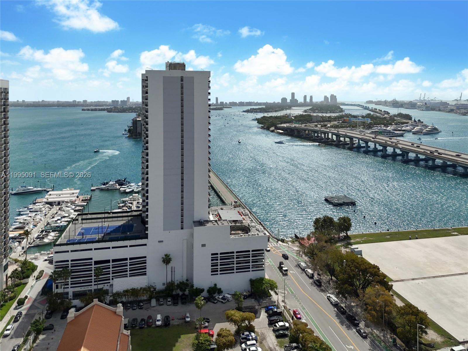 555 NE 15th St # 33G, Miami FL 33132 — 16