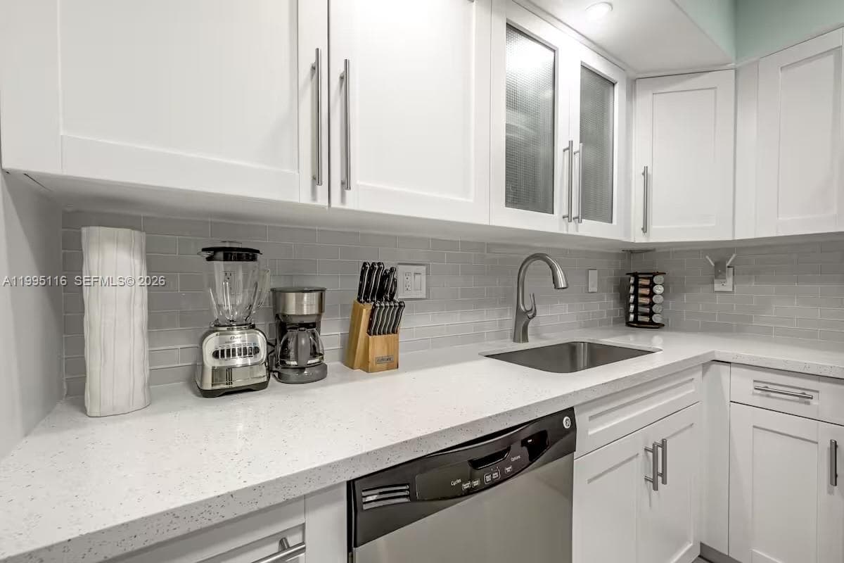 19370 Collins Ave # 1121, Sunny Isles Beach FL 33160 — 8