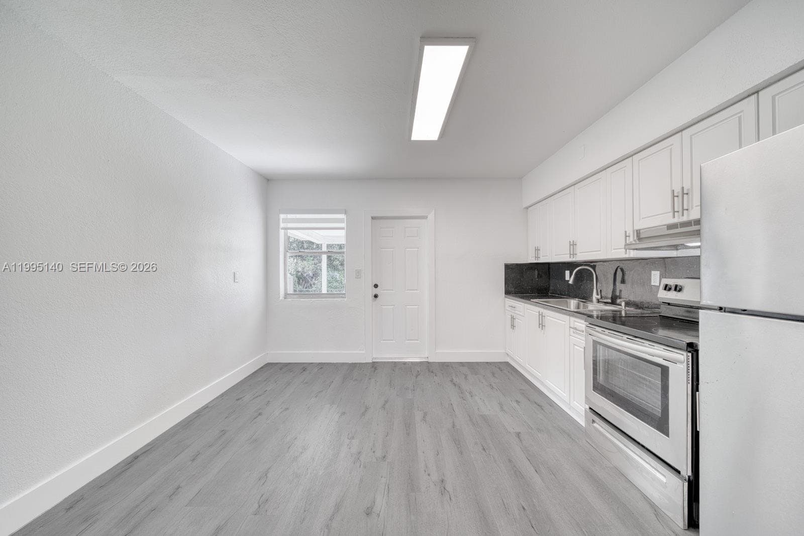 1340 NW 102nd St, Miami FL 33147 — 11