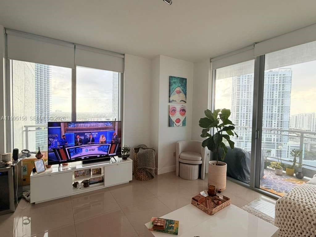 90 SW 3RD STREET # 2112, Miami FL 33130 — 6