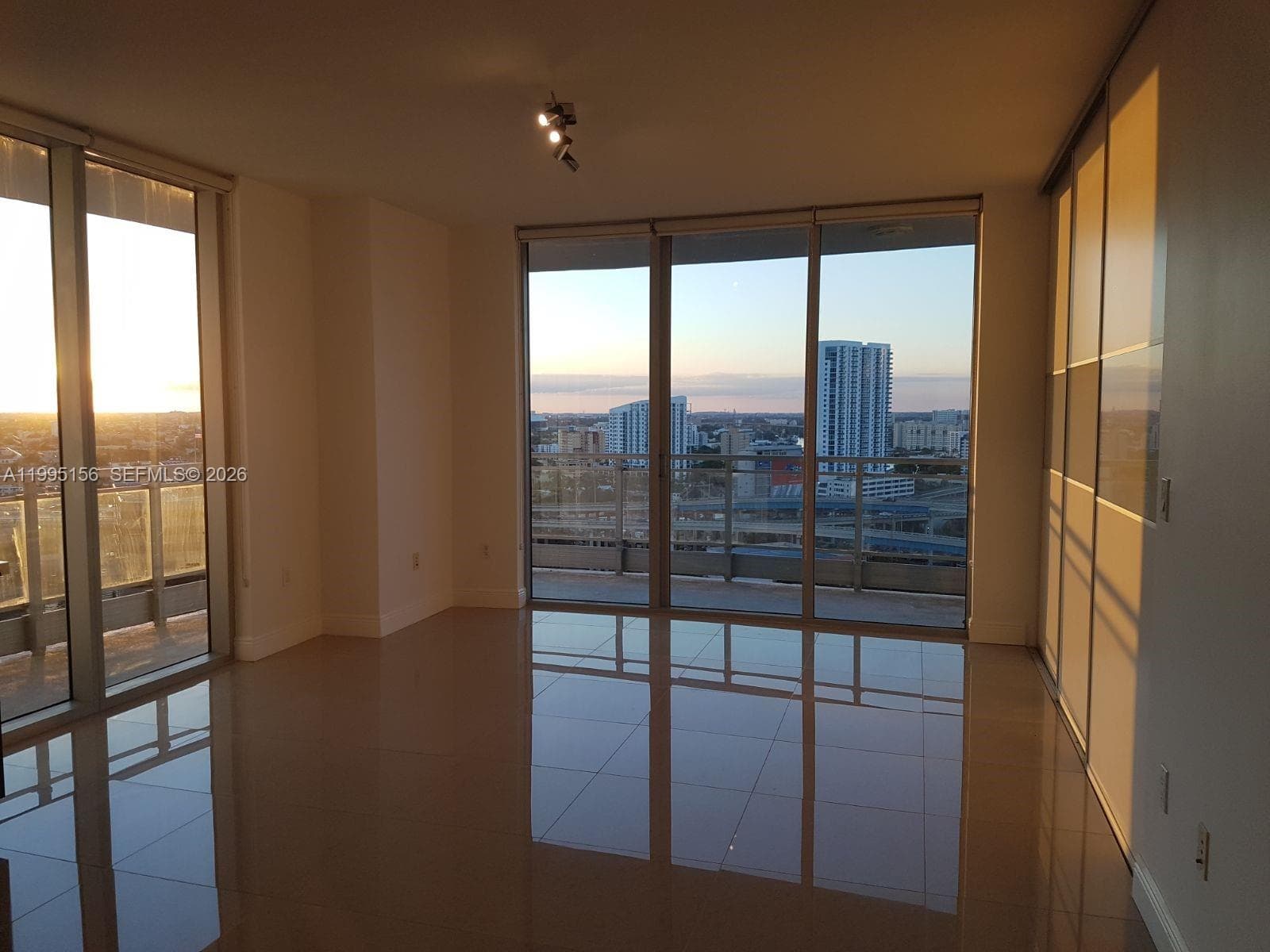 90 SW 3RD STREET # 2112, Miami FL 33130 — 7