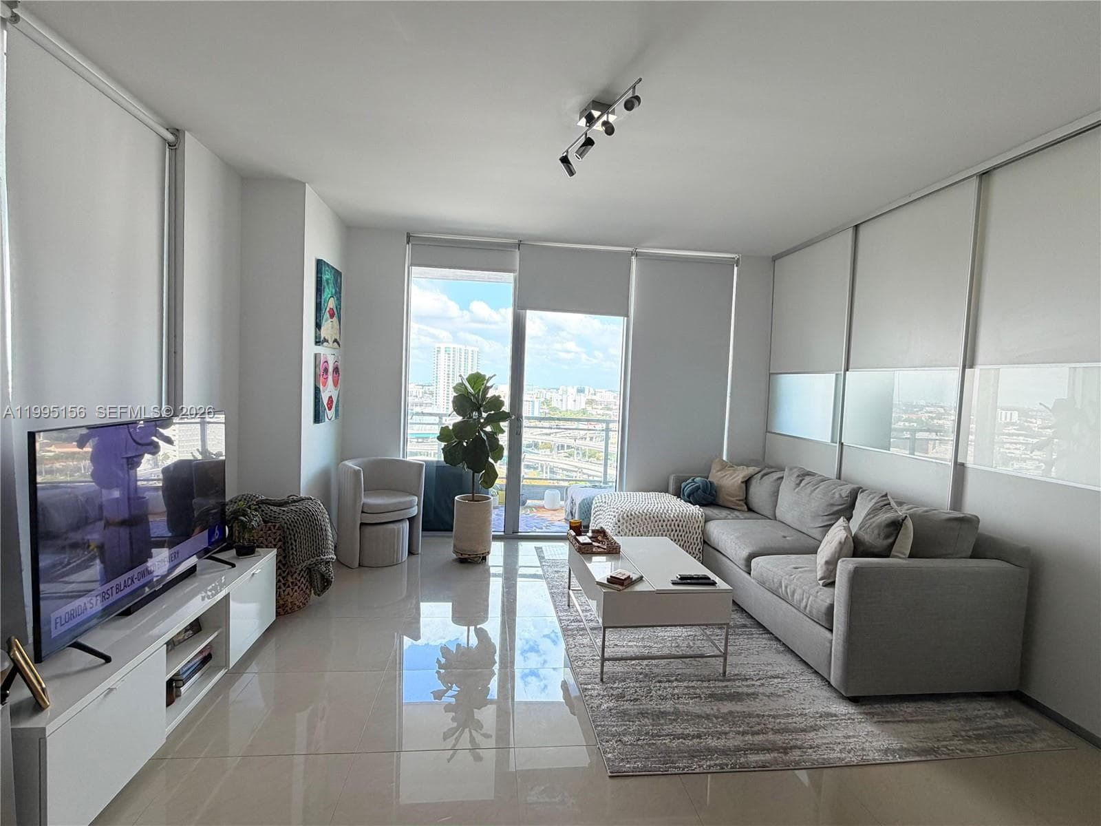 90 SW 3RD STREET # 2112, Miami FL 33130 — 8
