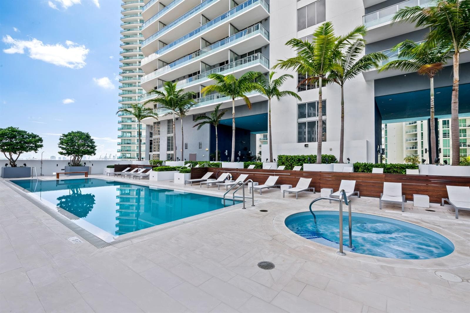 1300 Brickell Bay Drive # 1005, Miami FL 33131 — 27