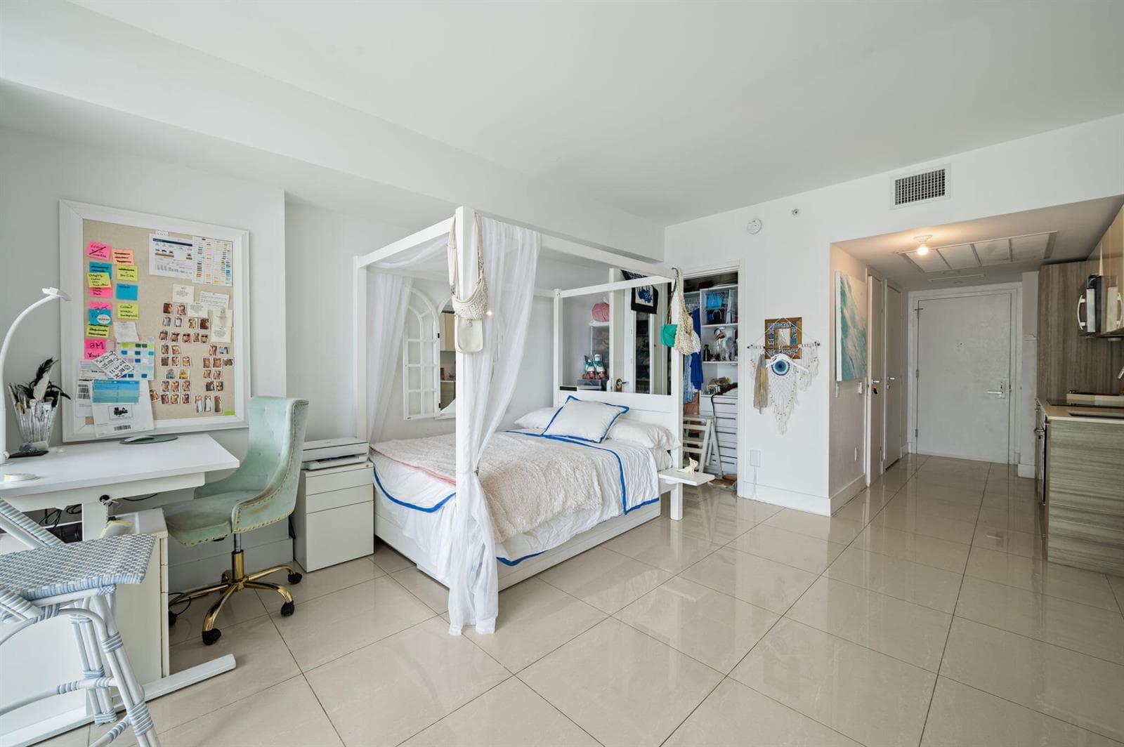 1300 Brickell Bay Drive # 1005, Miami FL 33131 — 5