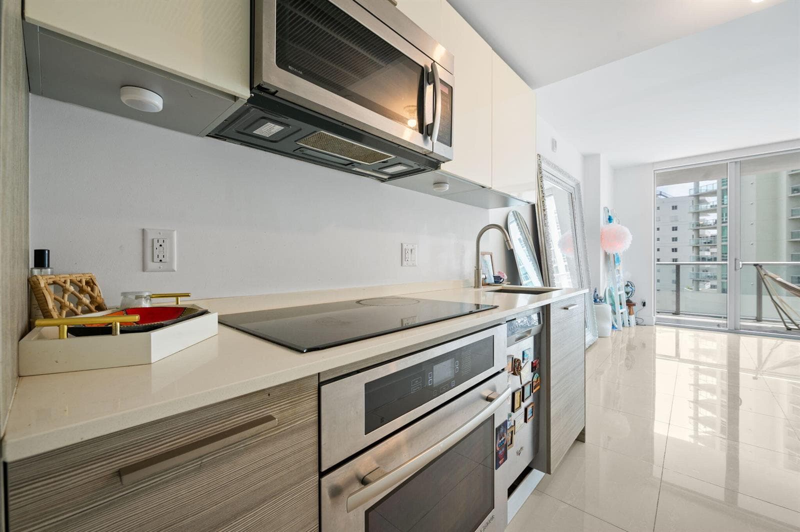 1300 Brickell Bay Drive # 1005, Miami FL 33131 — 9