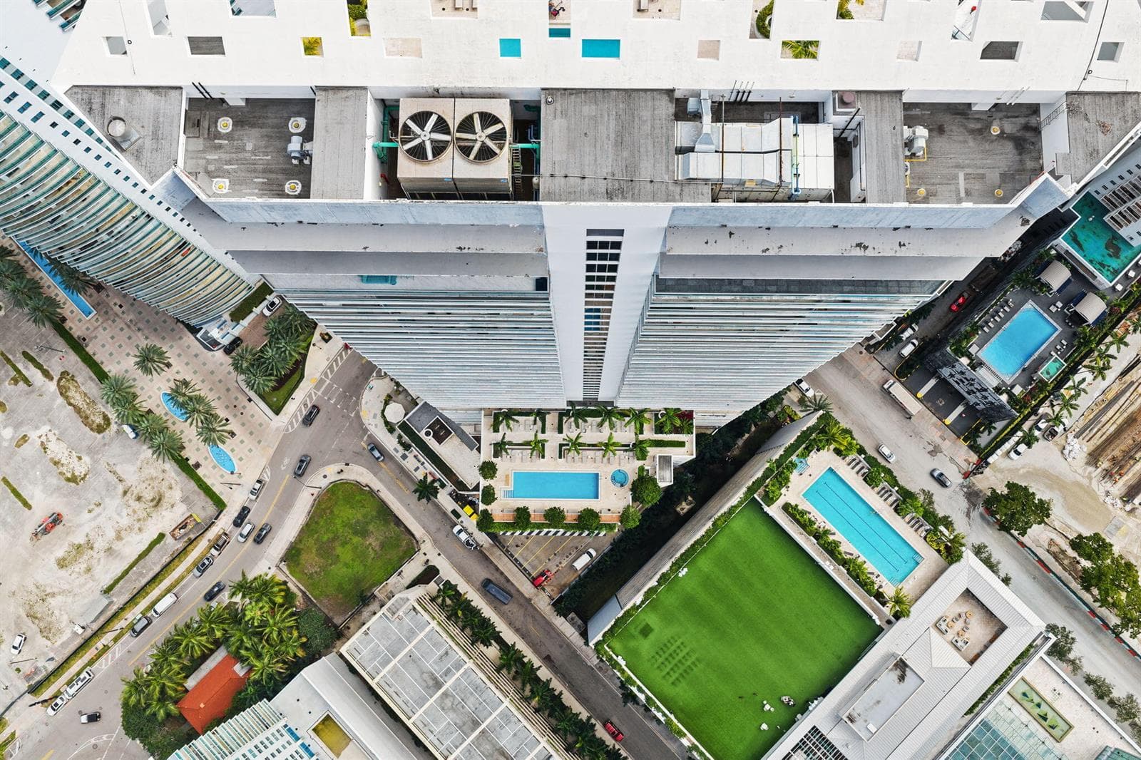 1300 Brickell Bay Drive # 1005, Miami FL 33131 — 41