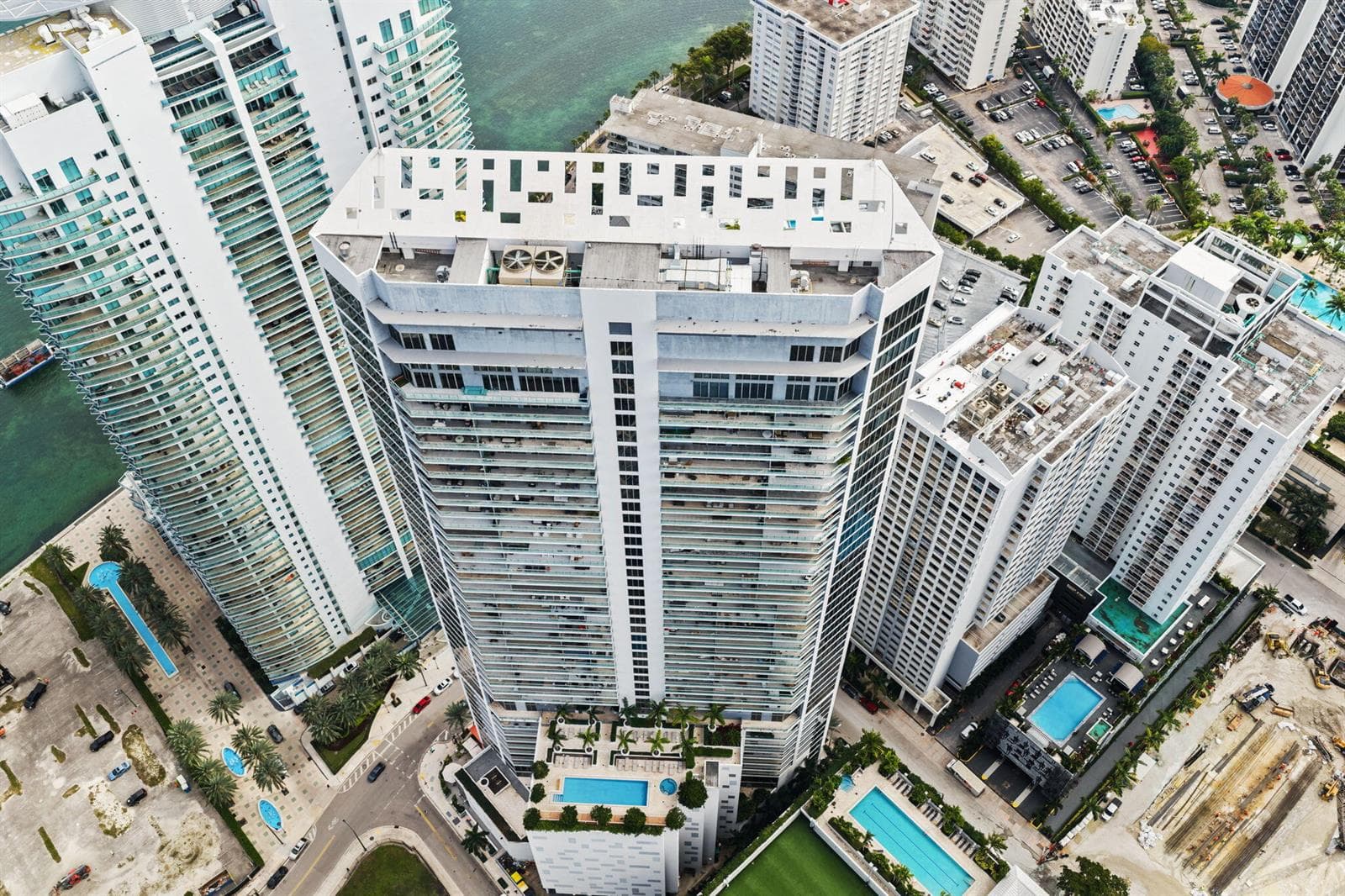 1300 Brickell Bay Drive # 1005, Miami FL 33131 — 39
