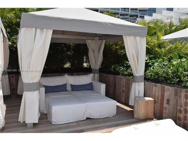2301 Collins Ave # 1507, Miami Beach FL 33139 — 21