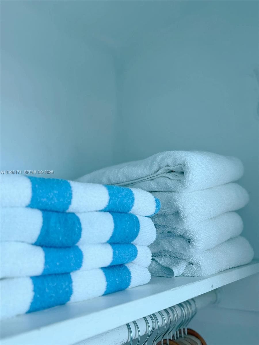 5445 Collins Ave # 635, Miami Beach FL 33140 — 7