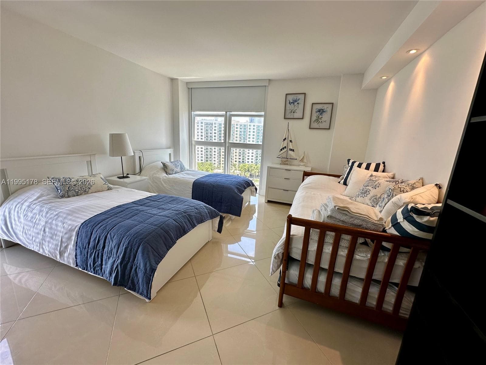 100 Bayview Dr # 1405, Sunny Isles Beach FL 33160 — 30