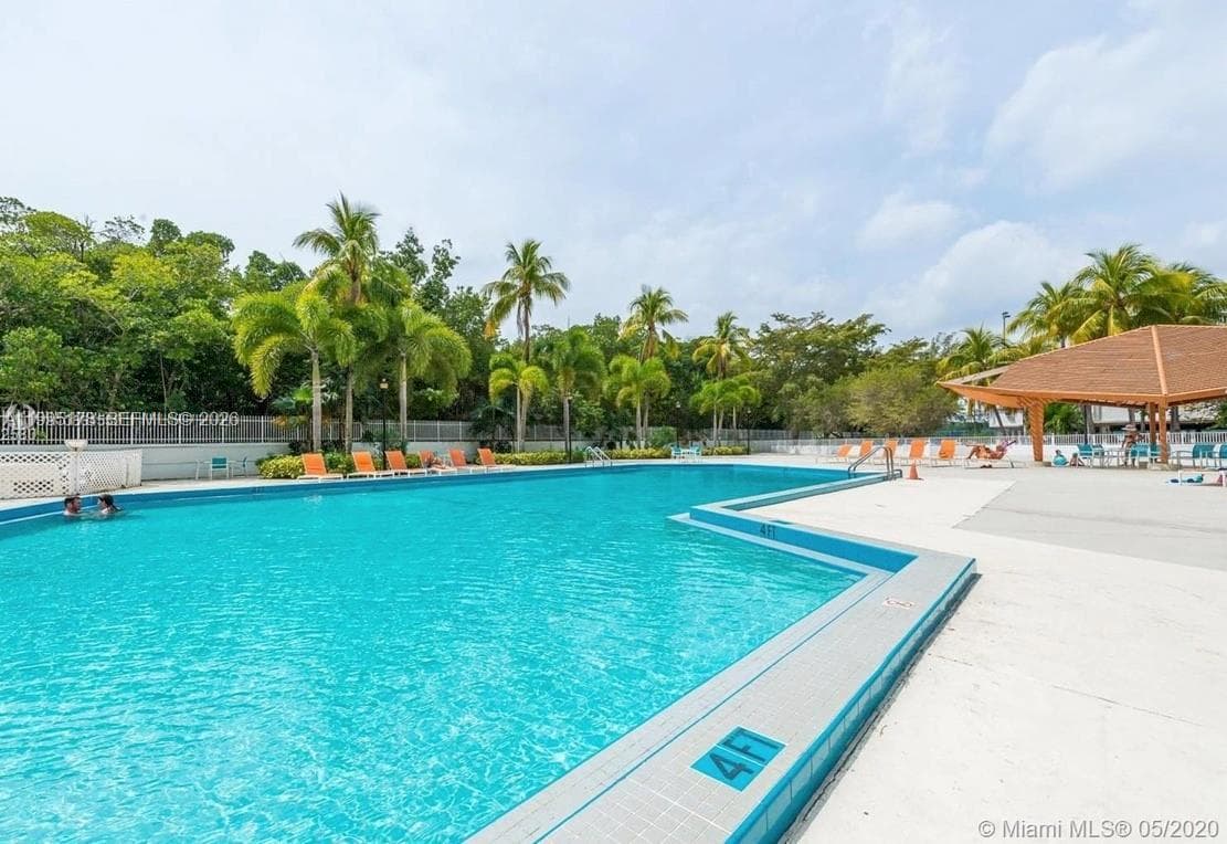 100 Bayview Dr # 1405, Sunny Isles Beach FL 33160 — 38