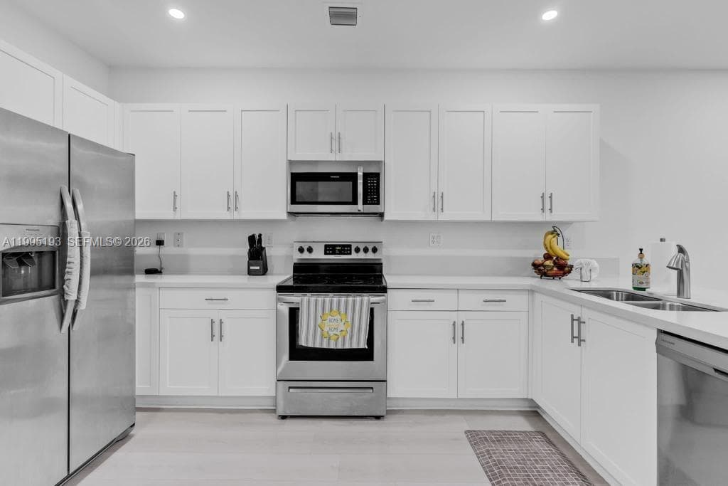 10254 SW 228th Terrace, Miami FL 33190 — 6