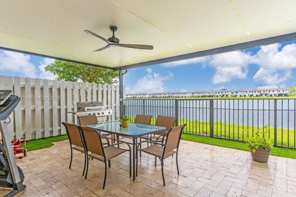 10254 SW 228th Terrace, Miami FL 33190 — 12