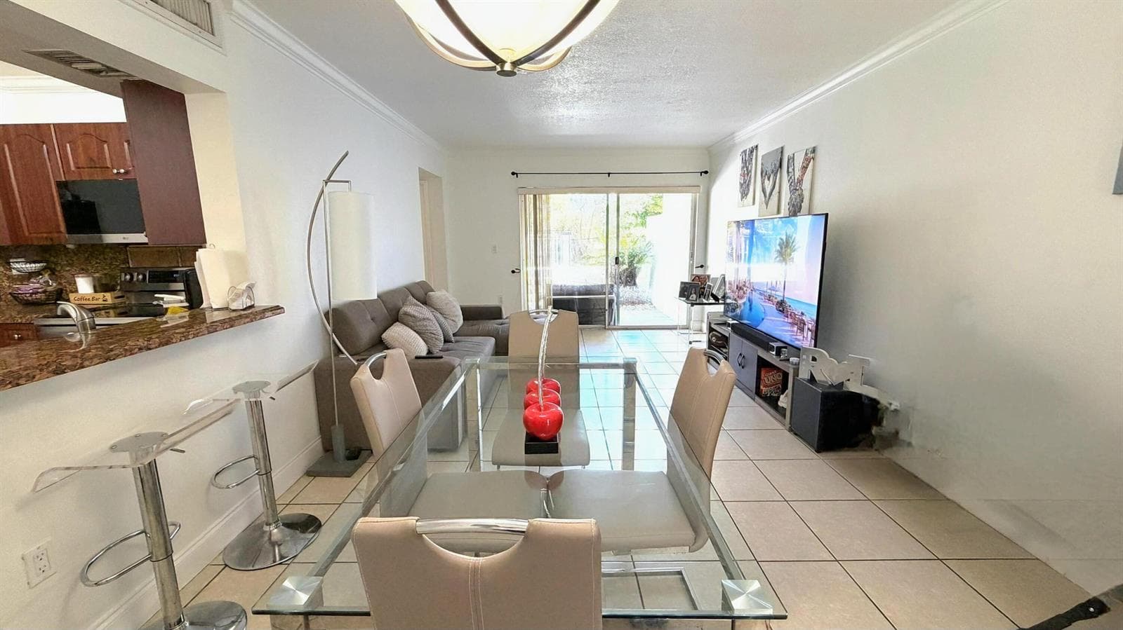 9711 Fontainebleau Boulevard # D105, Miami FL 33172 — 7