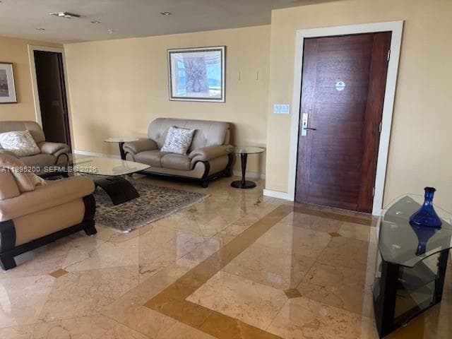 100 Lincoln Rd, Miami Beach FL 33139 — 14