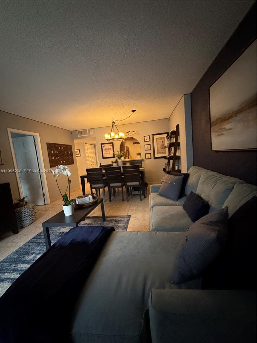401 Ocean Dr # 324, Miami Beach FL 33139 — 10