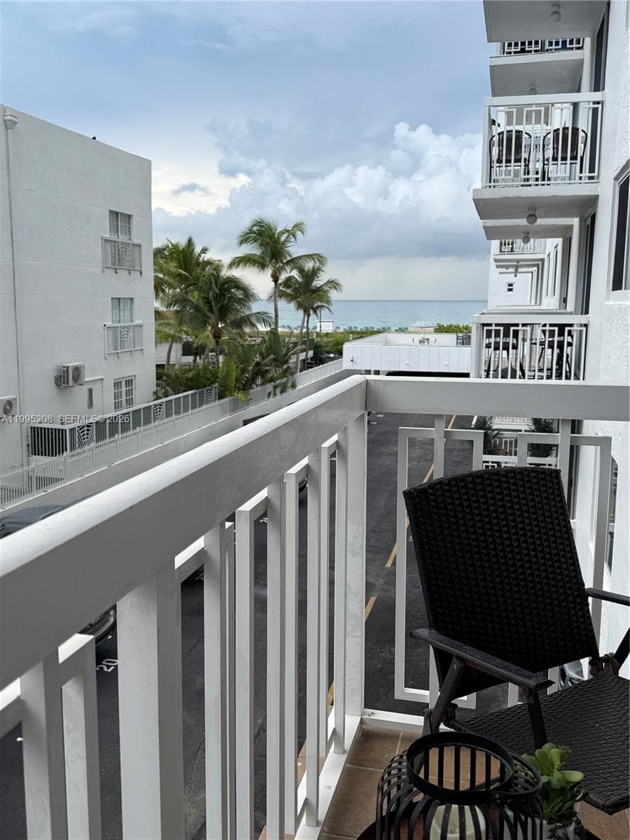 401 Ocean Dr # 324, Miami Beach FL 33139 — 14