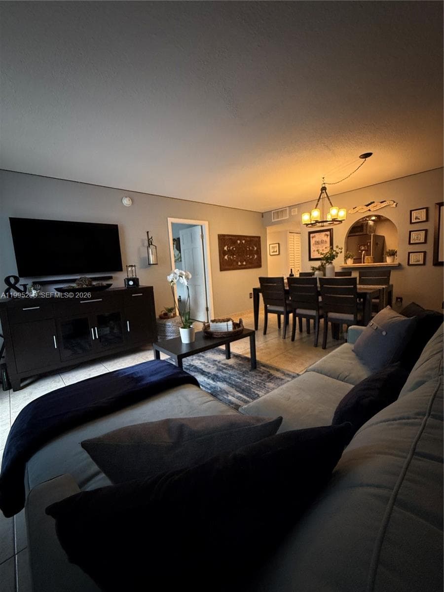 401 Ocean Dr # 324, Miami Beach FL 33139 — 11