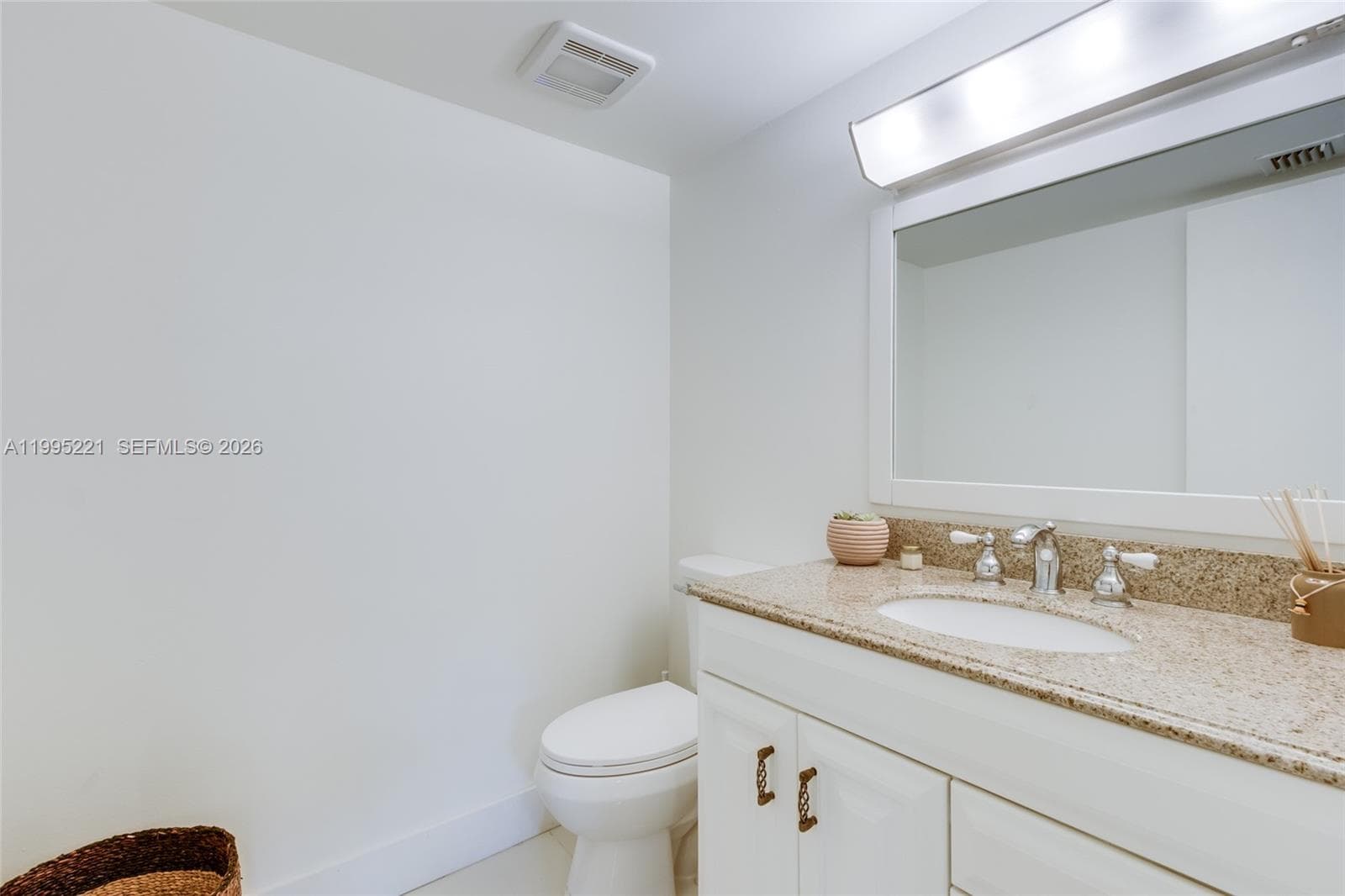 1651 NE 115th St # 28C, Miami FL 33181 — 7