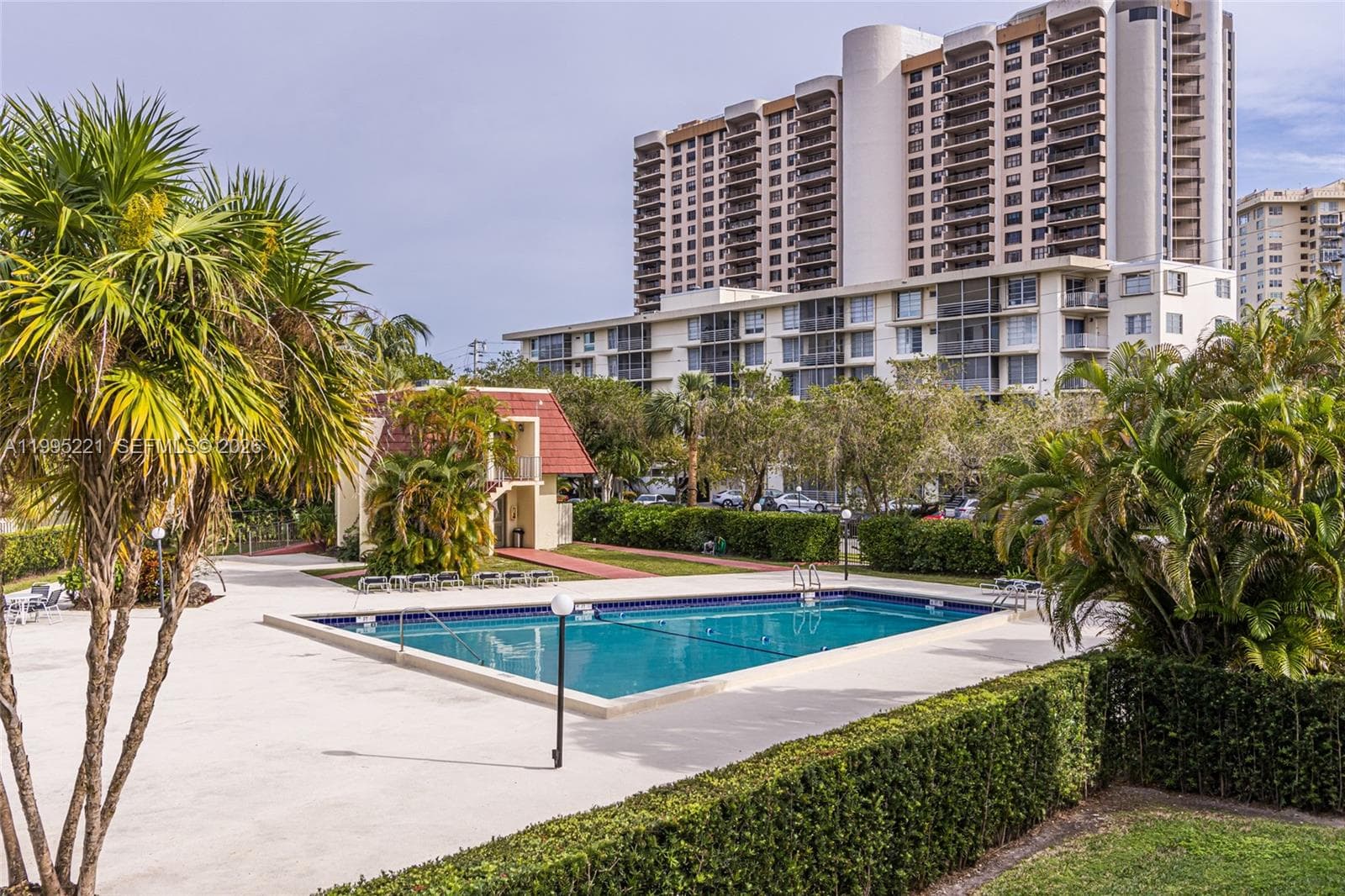 1651 NE 115th St # 28C, Miami FL 33181 — 28