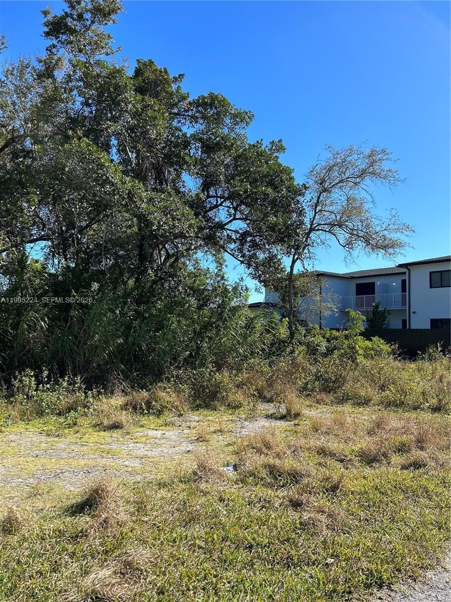 21840 Sw 112th Ct, Unincorporated Dade County FL 33170 — 3