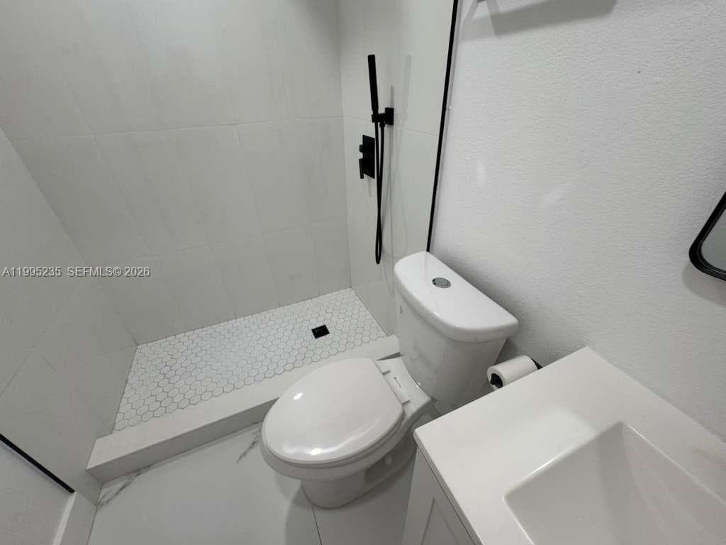 230 E 56th St # A, Hialeah FL 33013 — 18