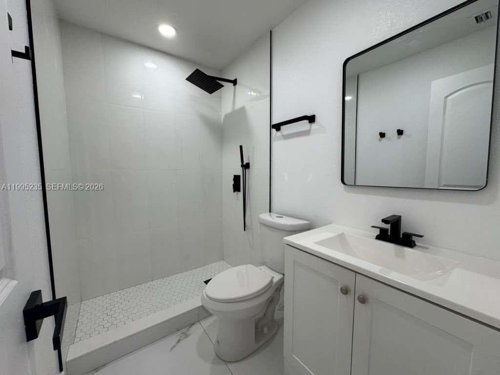 230 E 56th St # A, Hialeah FL 33013 — 19