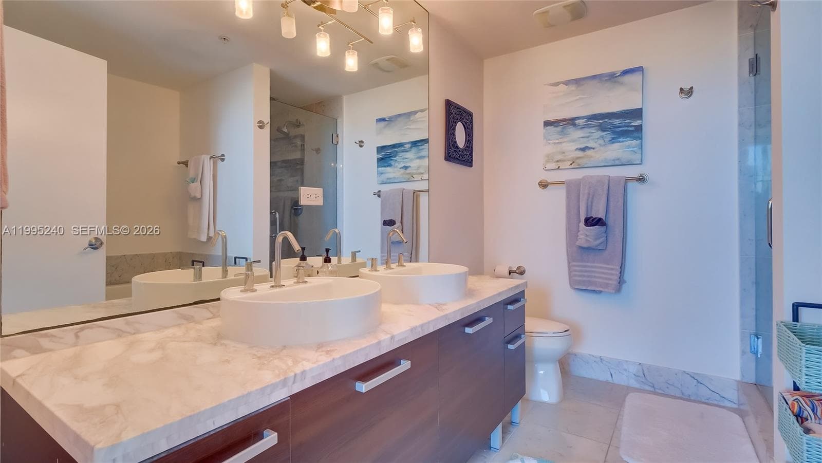 253 NE 2nd St # 3509, Miami FL 33132 — 28
