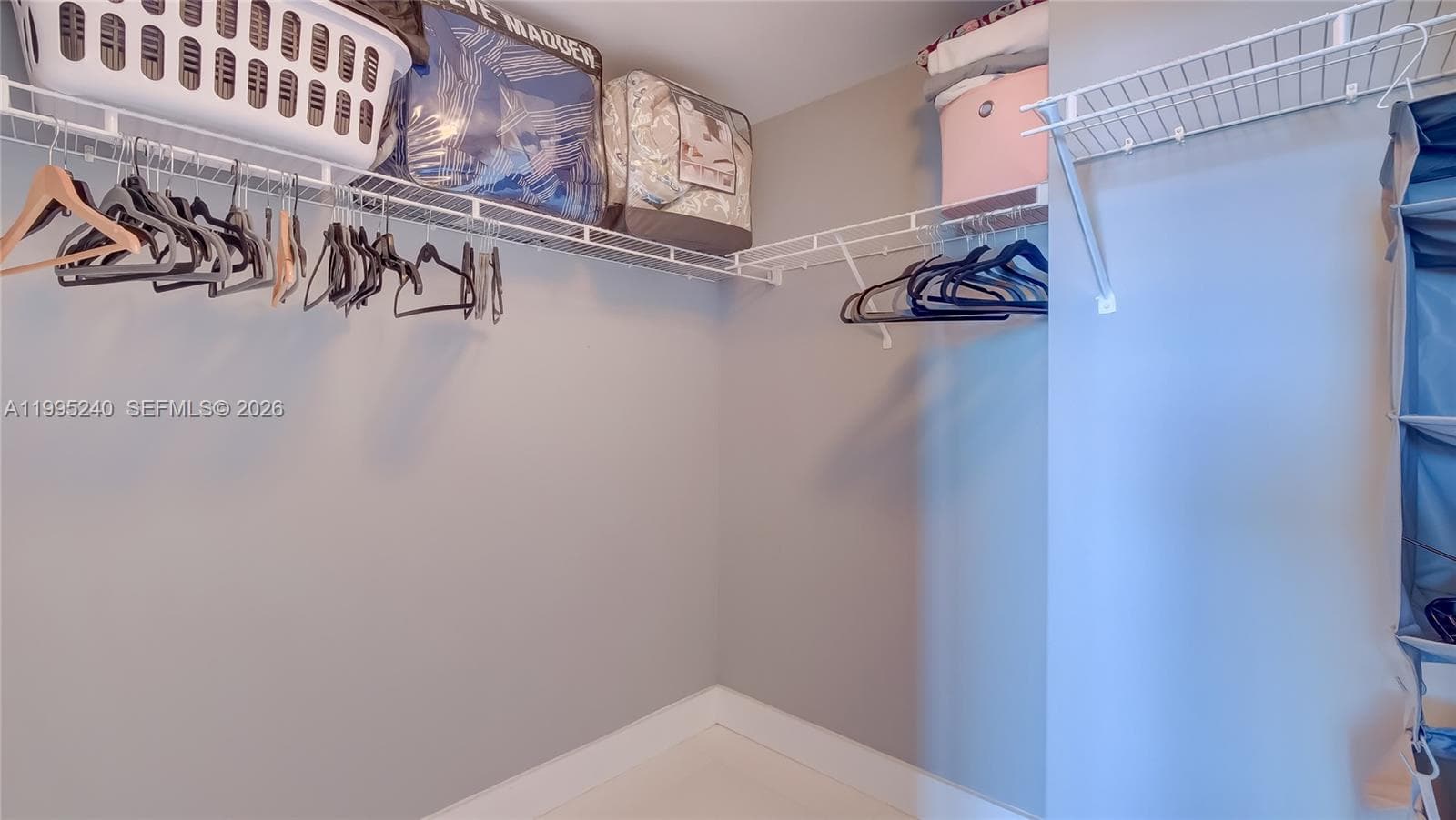 253 NE 2nd St # 3509, Miami FL 33132 — 24
