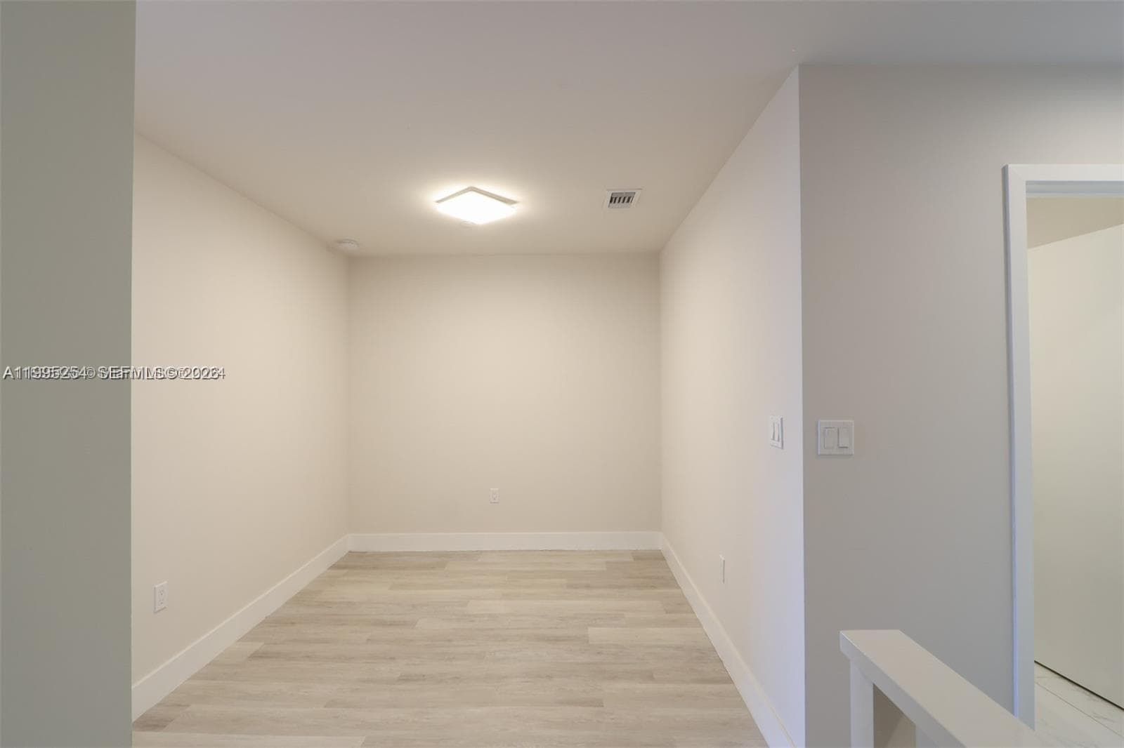2555 NE 193rd St # 2206, Miami FL 33180 — 12