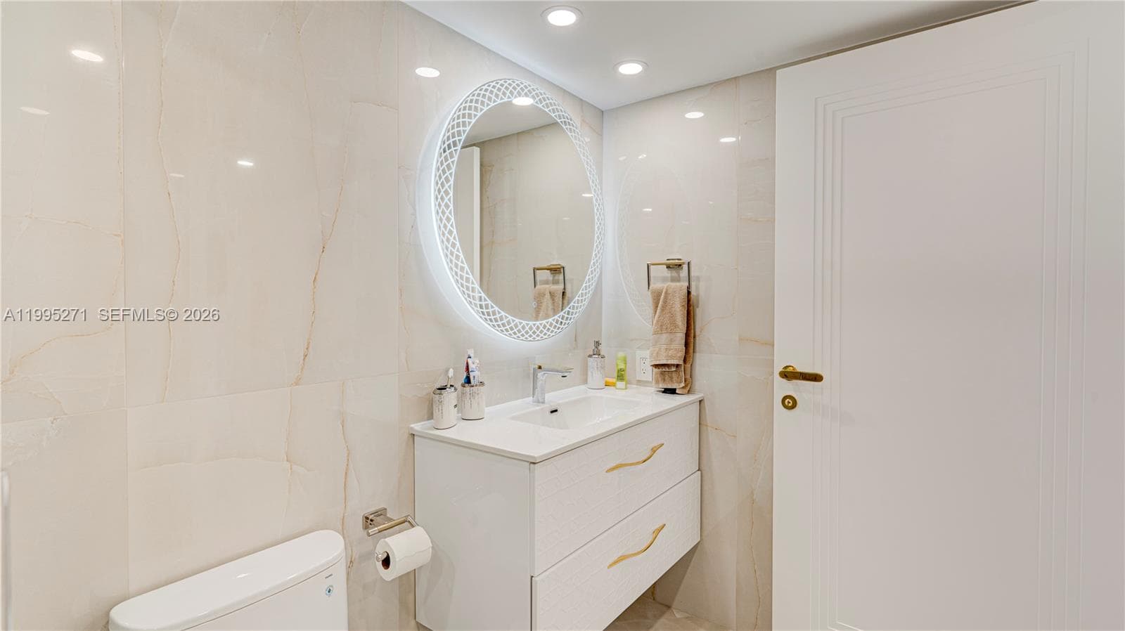 16711 Collins Ave # 1004, Sunny Isles Beach FL 33160 — 66
