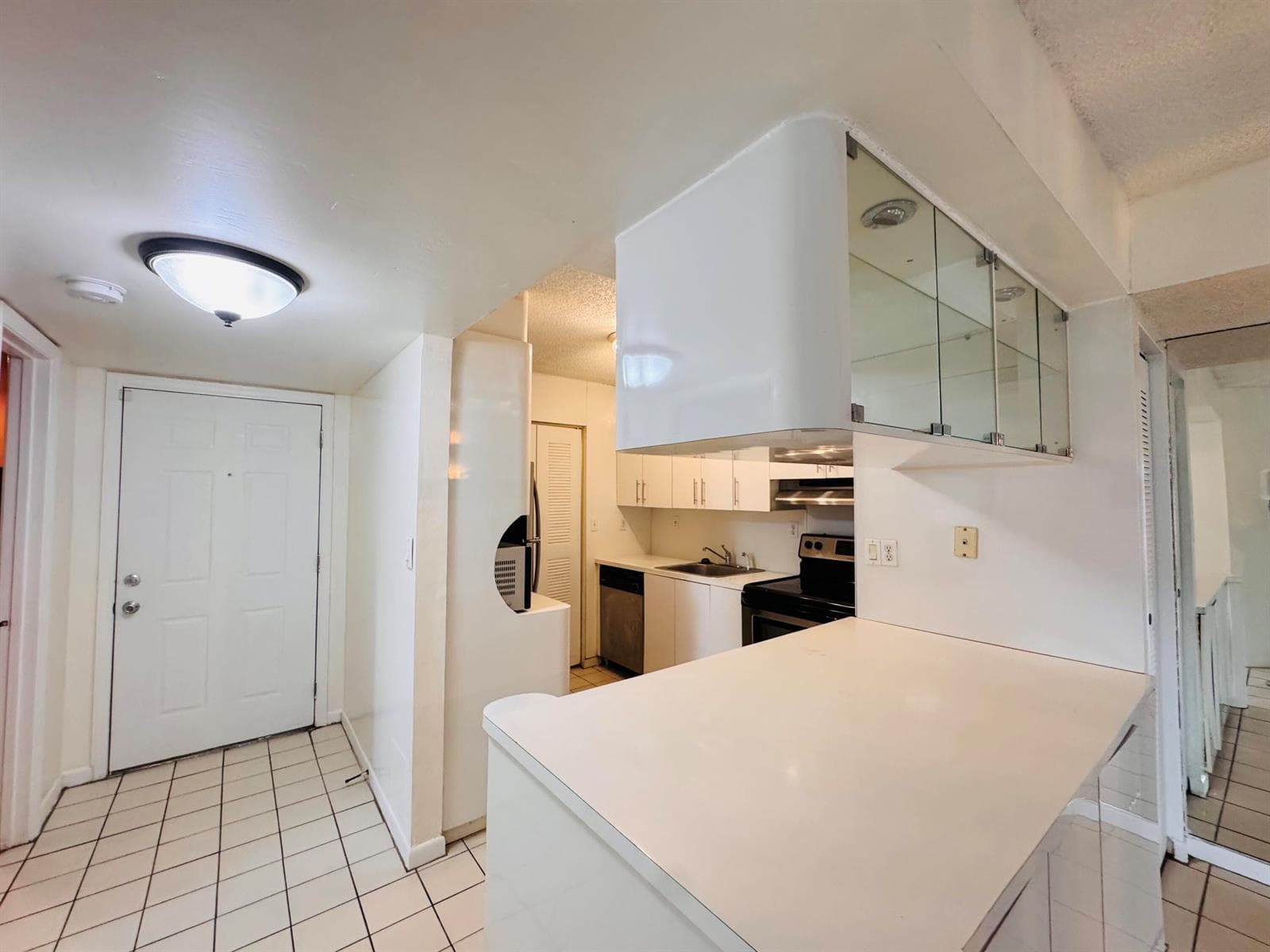 20681 NE 4th Place # 105, Miami FL 33179 — 11