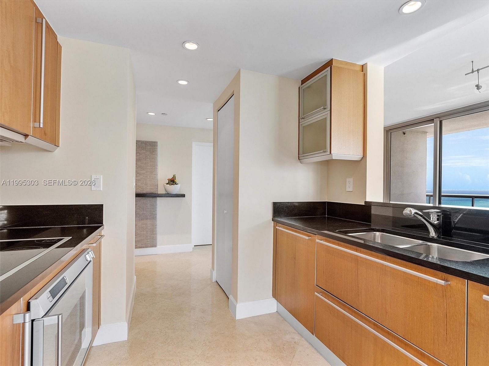 101 20th St # 3002, Miami Beach FL 33139 — 27