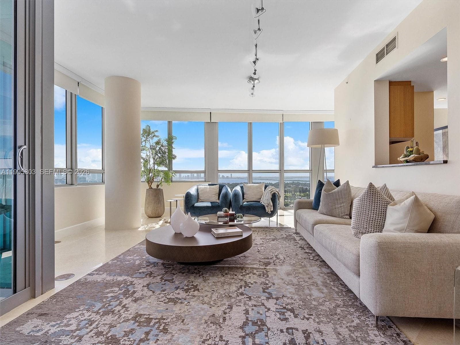 101 20th St # 3002, Miami Beach FL 33139 — 6