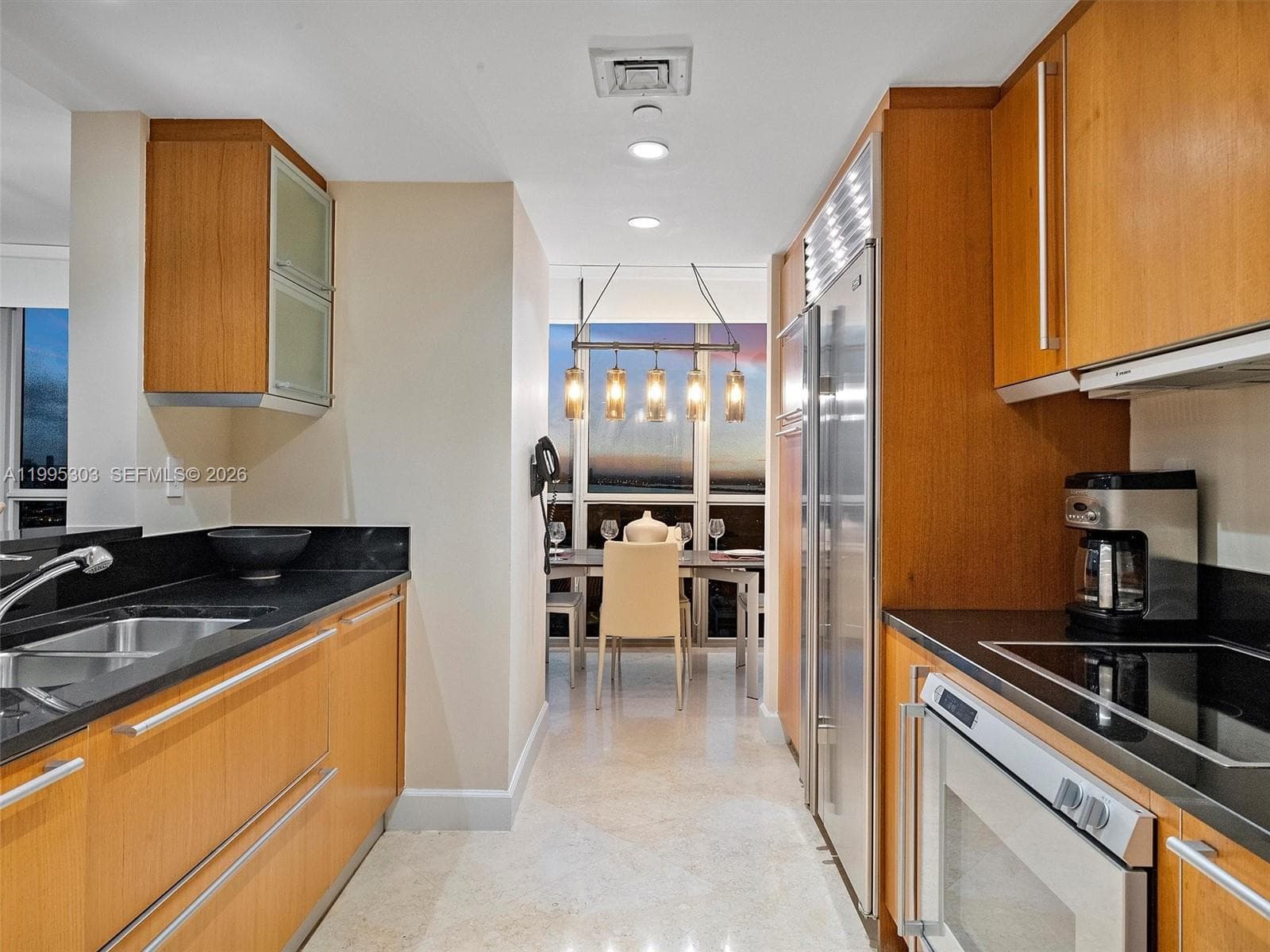 101 20th St # 3002, Miami Beach FL 33139 — 73