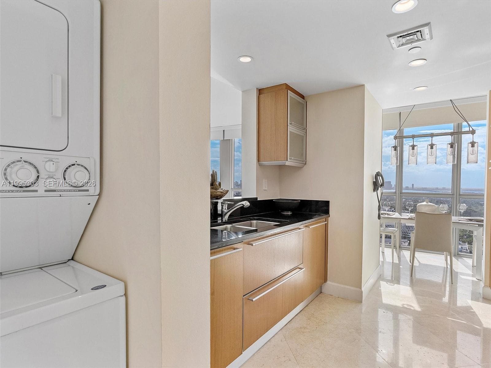 101 20th St # 3002, Miami Beach FL 33139 — 28