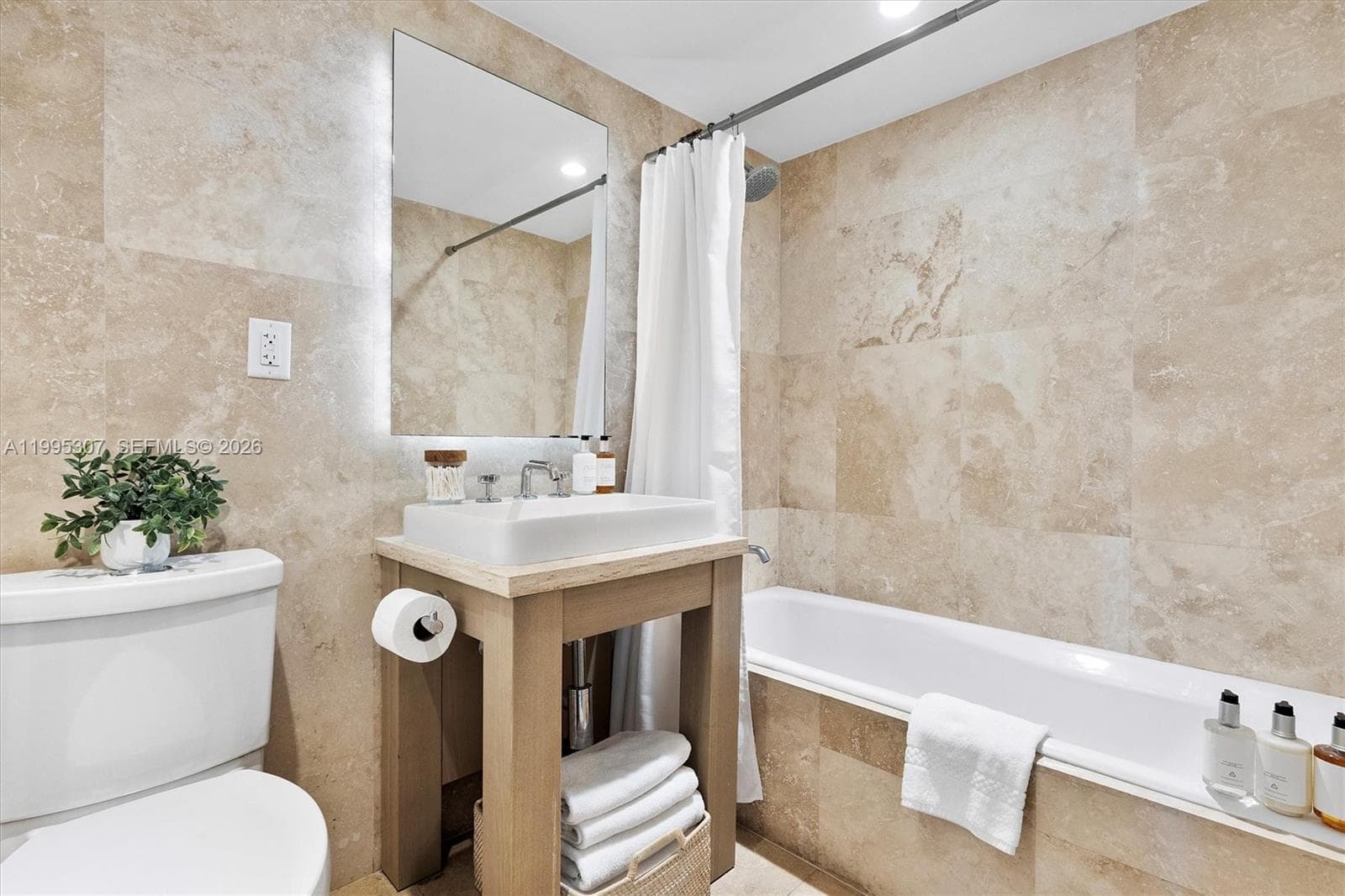 2399 Collins Avenue, Miami Beach, FL — 30
