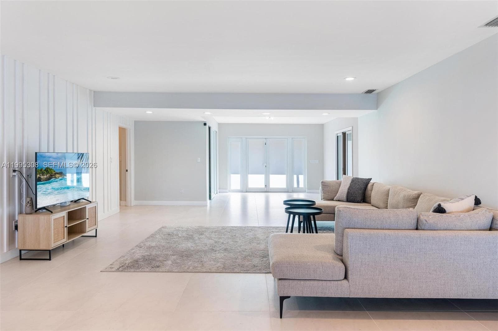 1055 Stillwater Dr, Miami Beach FL 33141 — 16