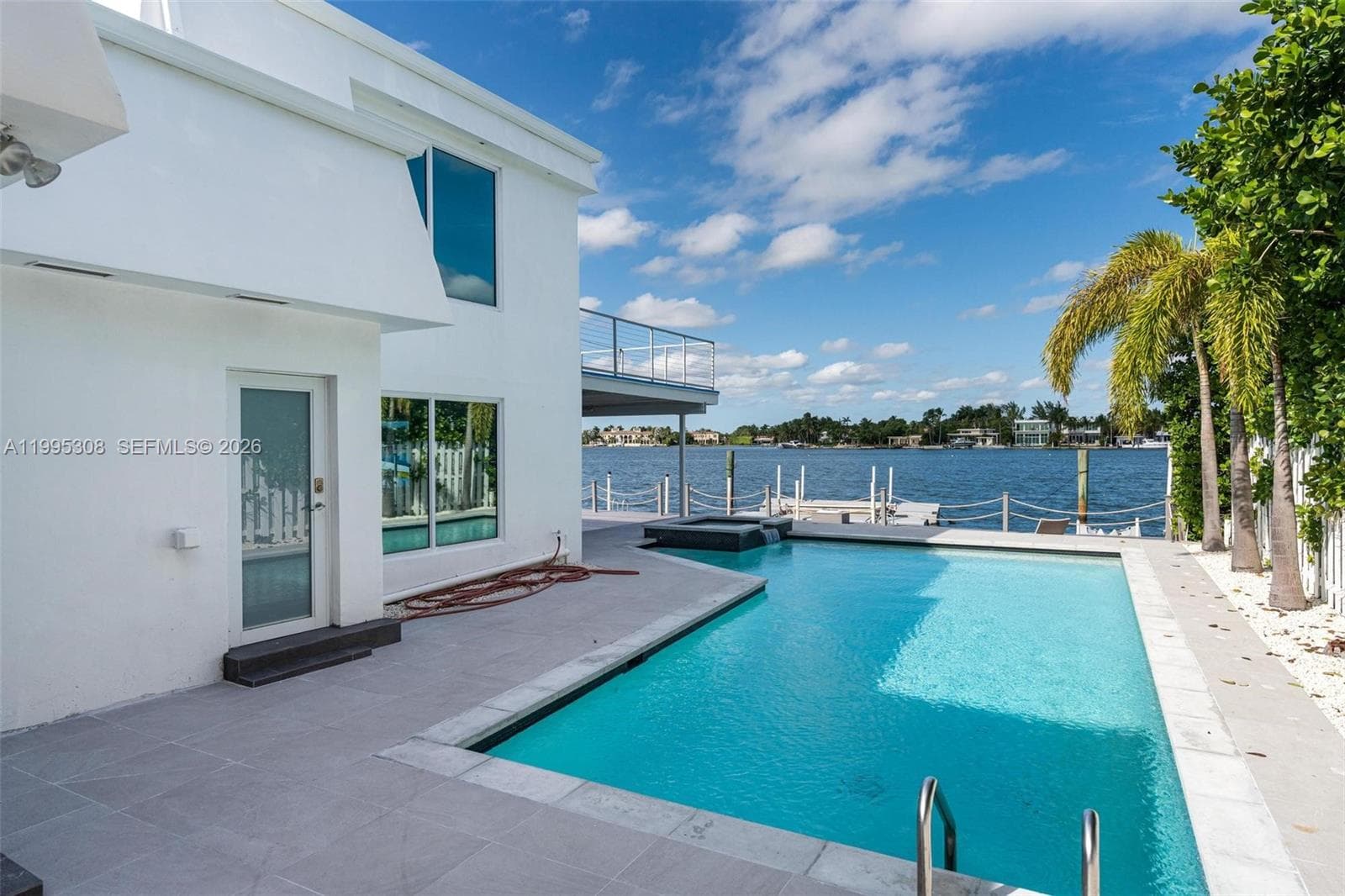 1055 Stillwater Dr, Miami Beach FL 33141 — 32
