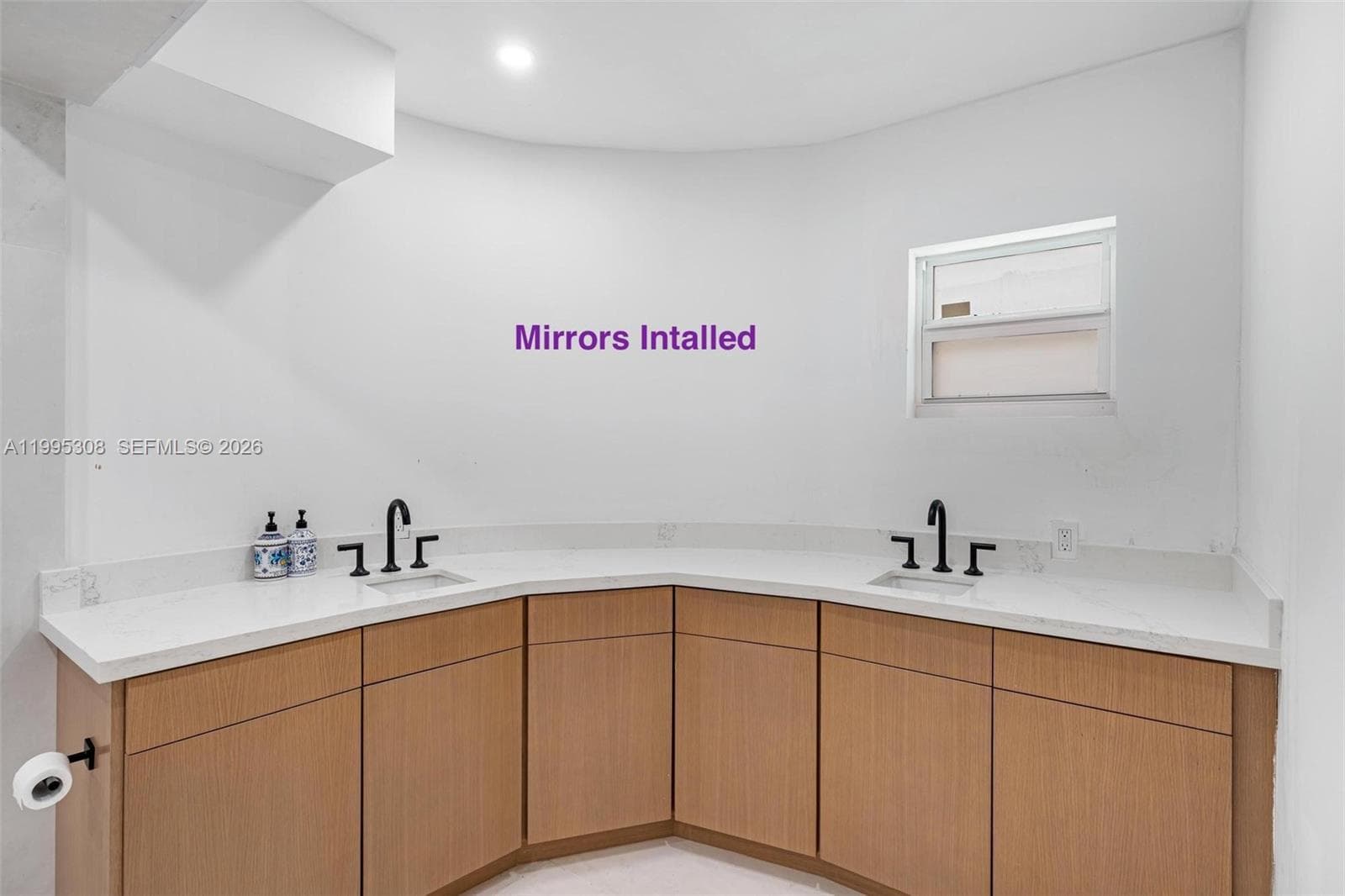 1055 Stillwater Dr, Miami Beach FL 33141 — 20
