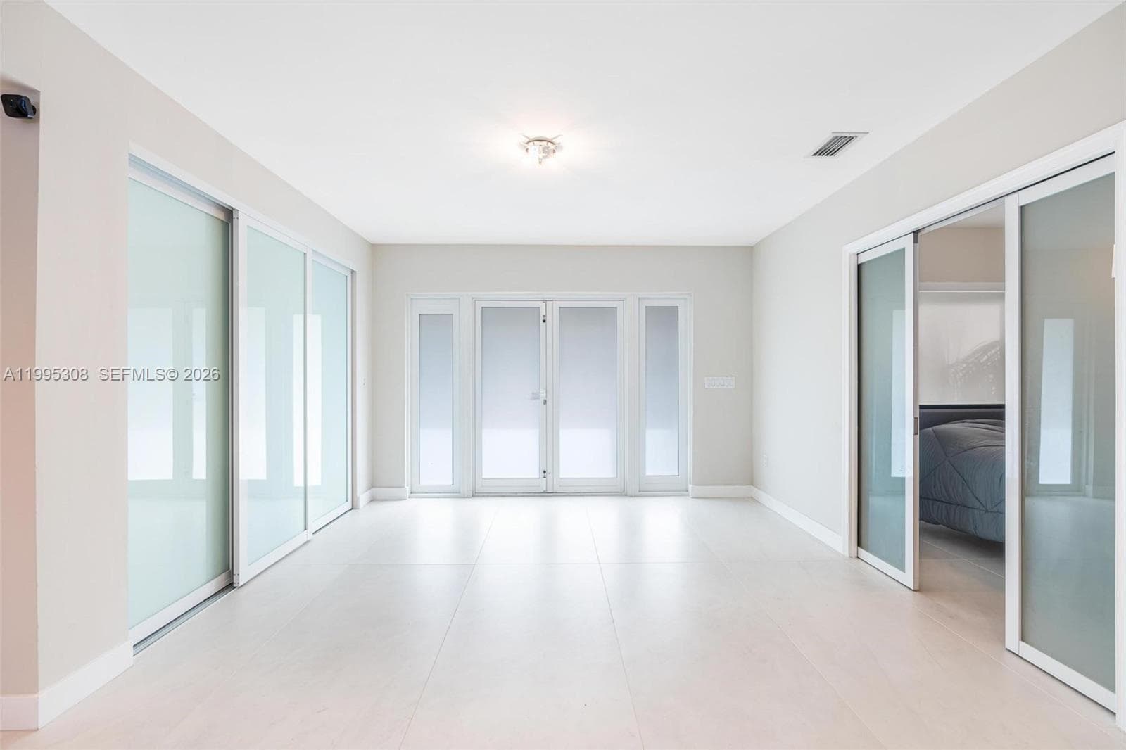 1055 Stillwater Dr, Miami Beach FL 33141 — 30