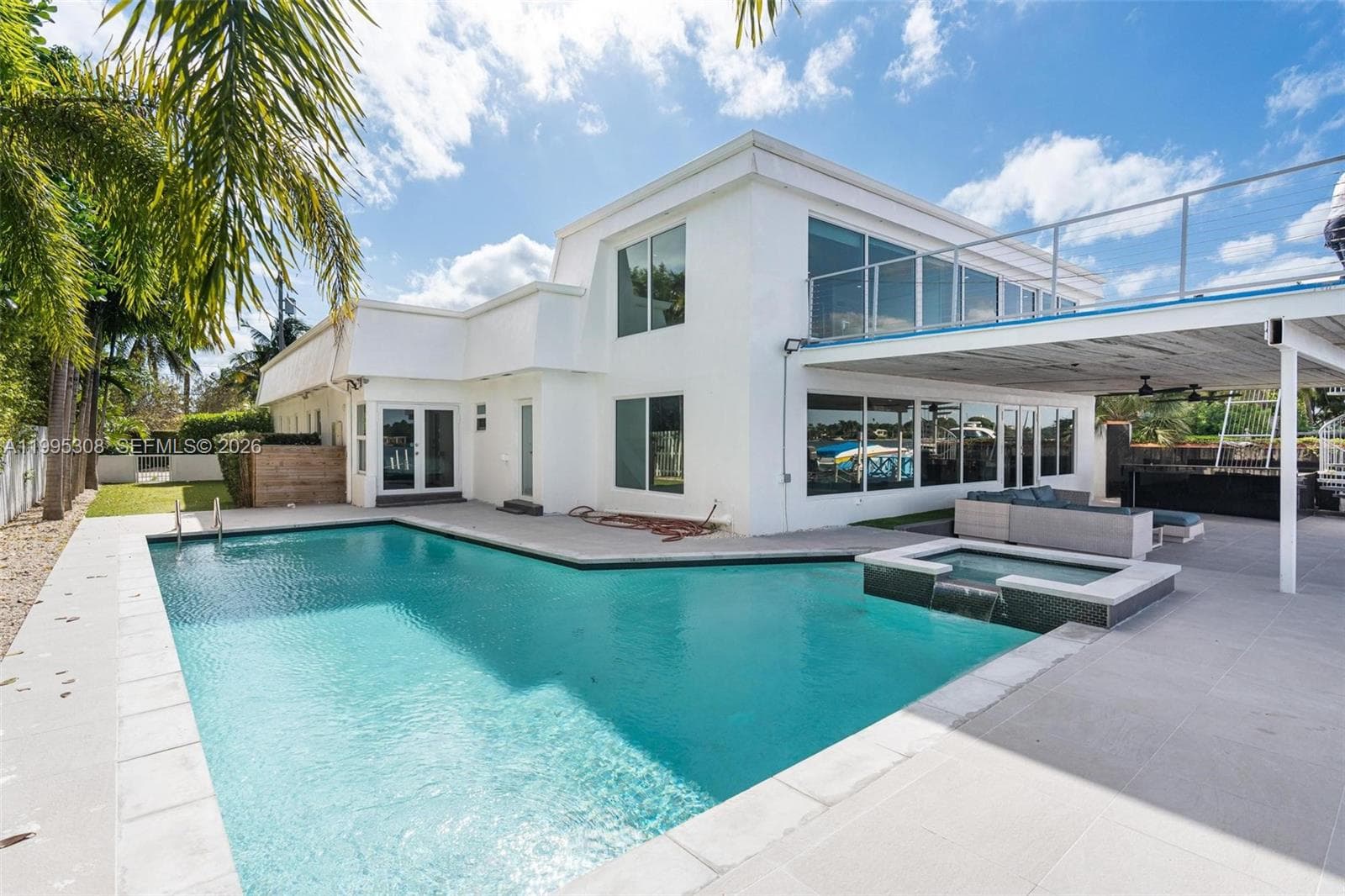 1055 Stillwater Dr, Miami Beach FL 33141 — 34