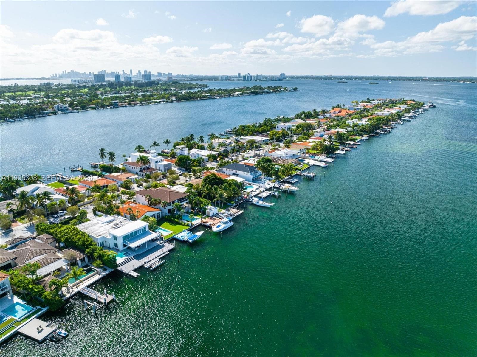 1055 Stillwater Dr, Miami Beach FL 33141 — 39