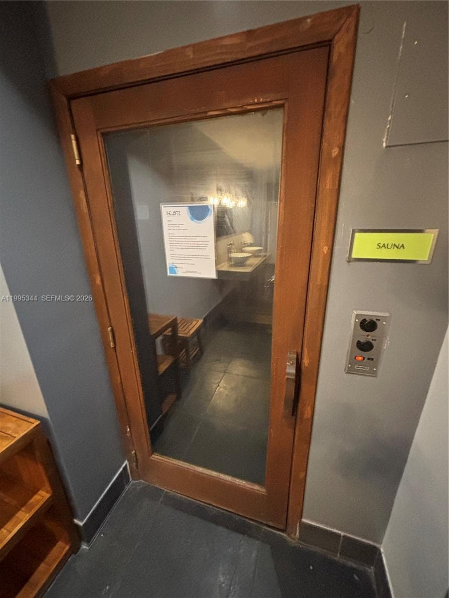 133 NE 2nd Ave # 2112, Miami FL 33132 — 23