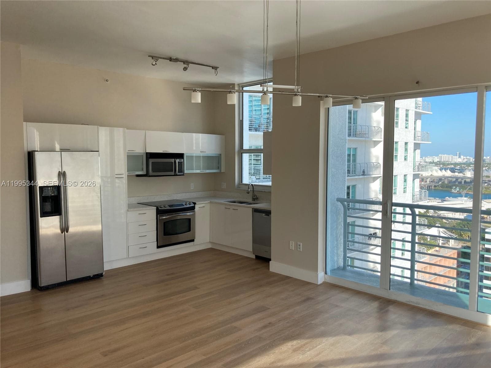 133 NE 2nd Ave # 2112, Miami FL 33132 — 1