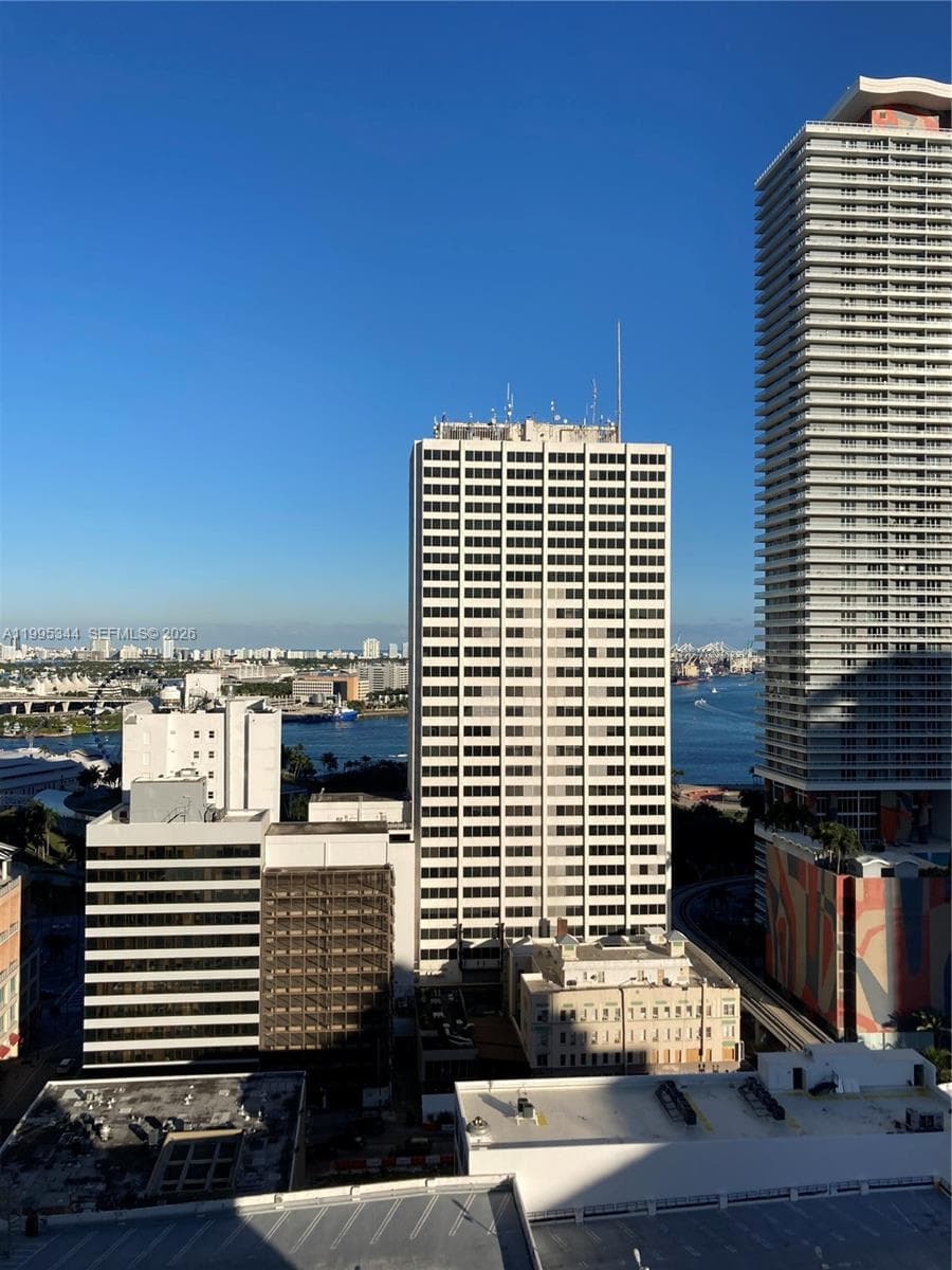 133 NE 2nd Ave # 2112, Miami FL 33132 — 15