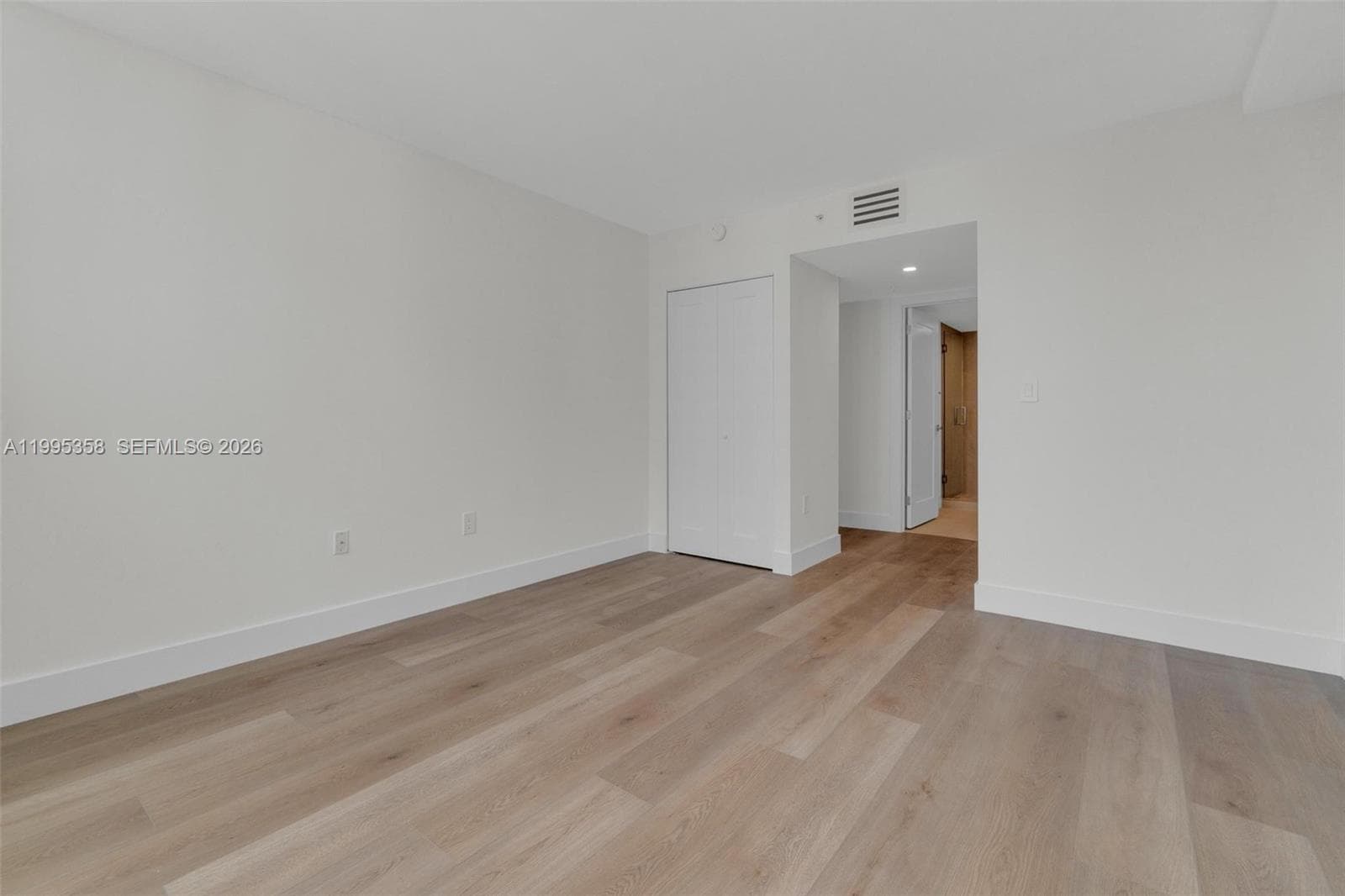 1155 Brickell Bay Dr # 2308, Miami FL 33131 — 27