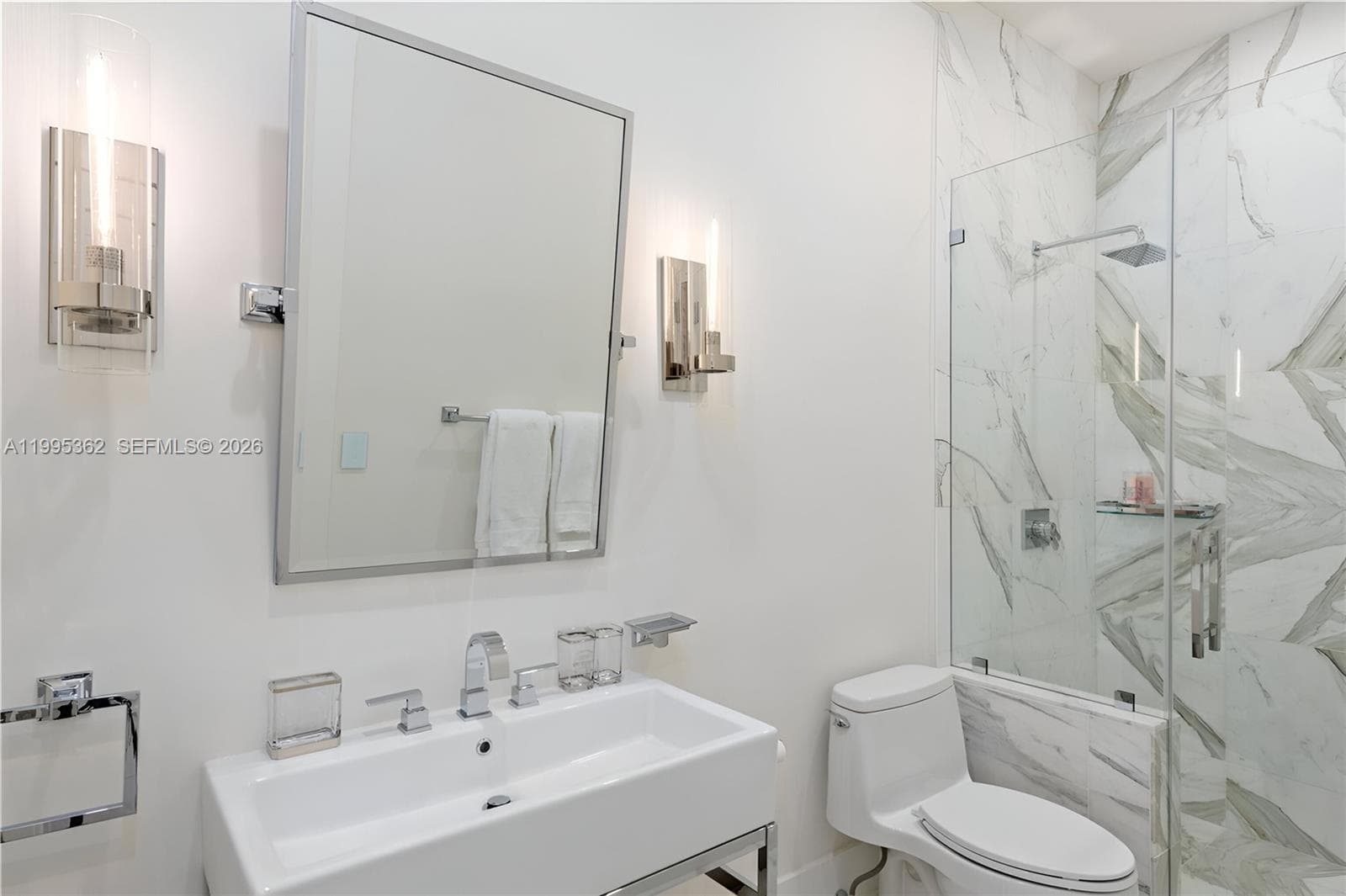 2575 Pine Tree Dr, Miami Beach FL 33140 — 16